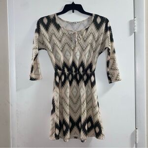 Charlotte Russe Sz S Zigzag Pattern Midi Dress‎ - Black and Cream